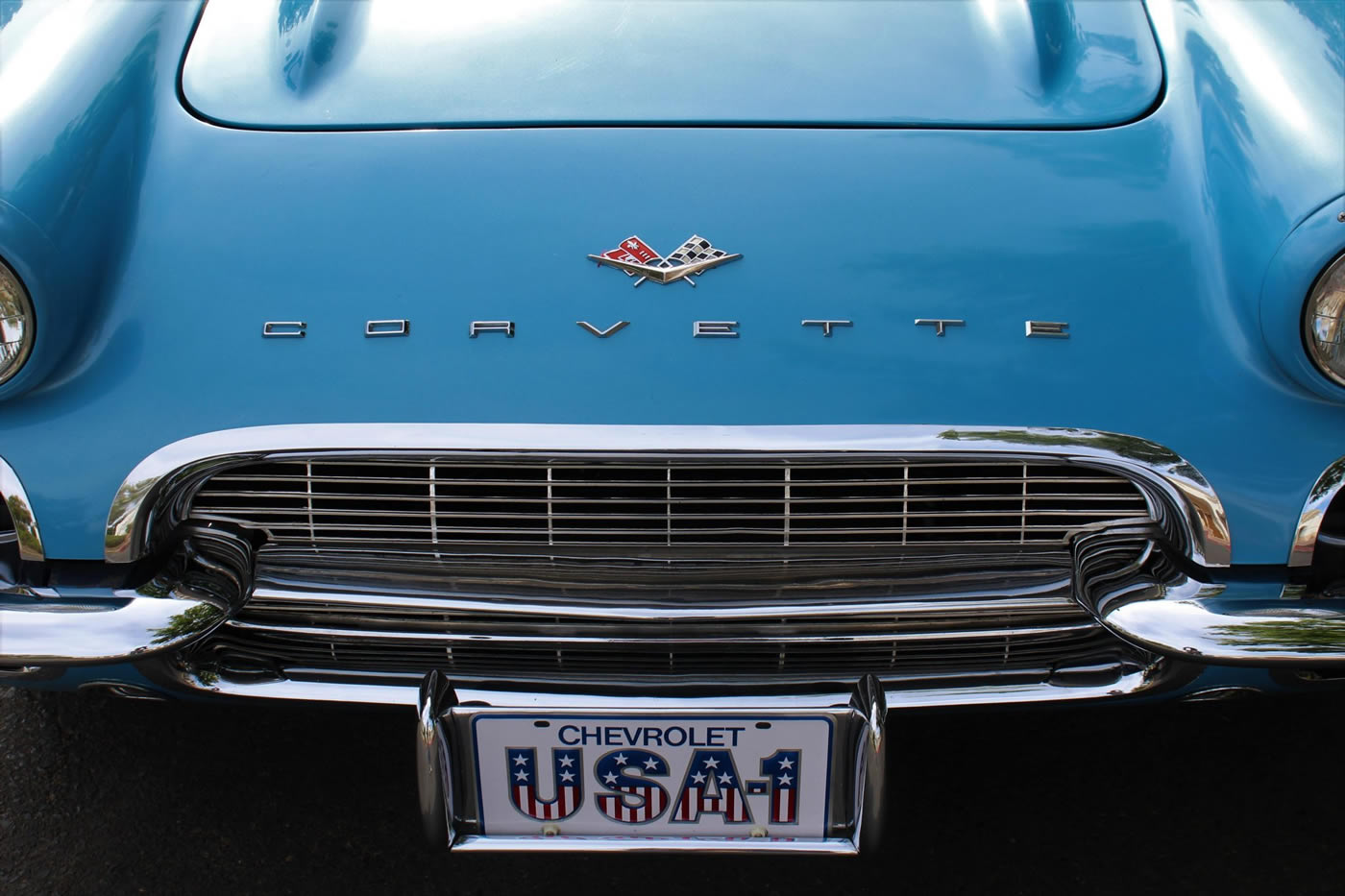 1961 Corvette in Jewel Blue