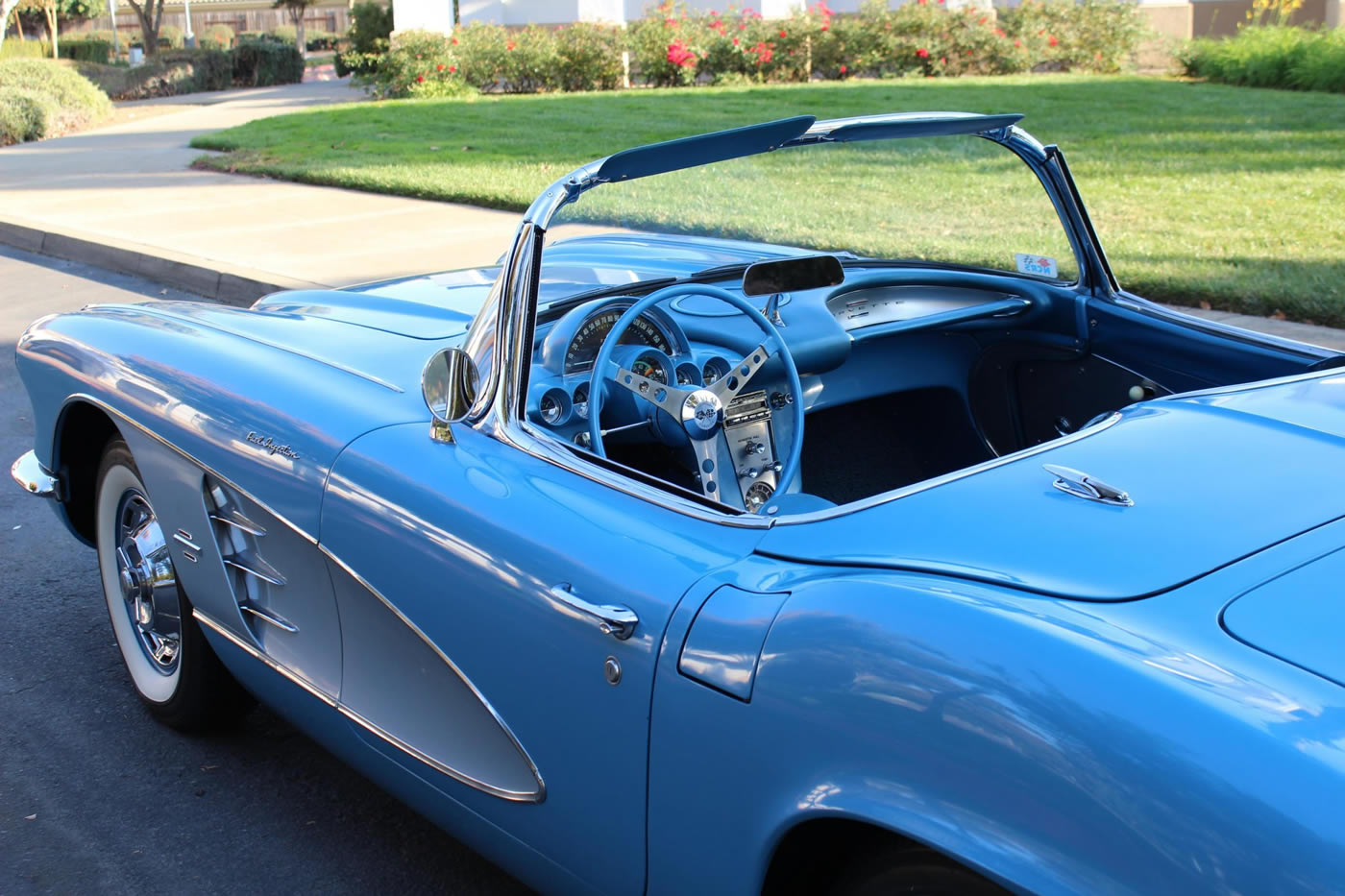 1961 Corvette in Jewel Blue