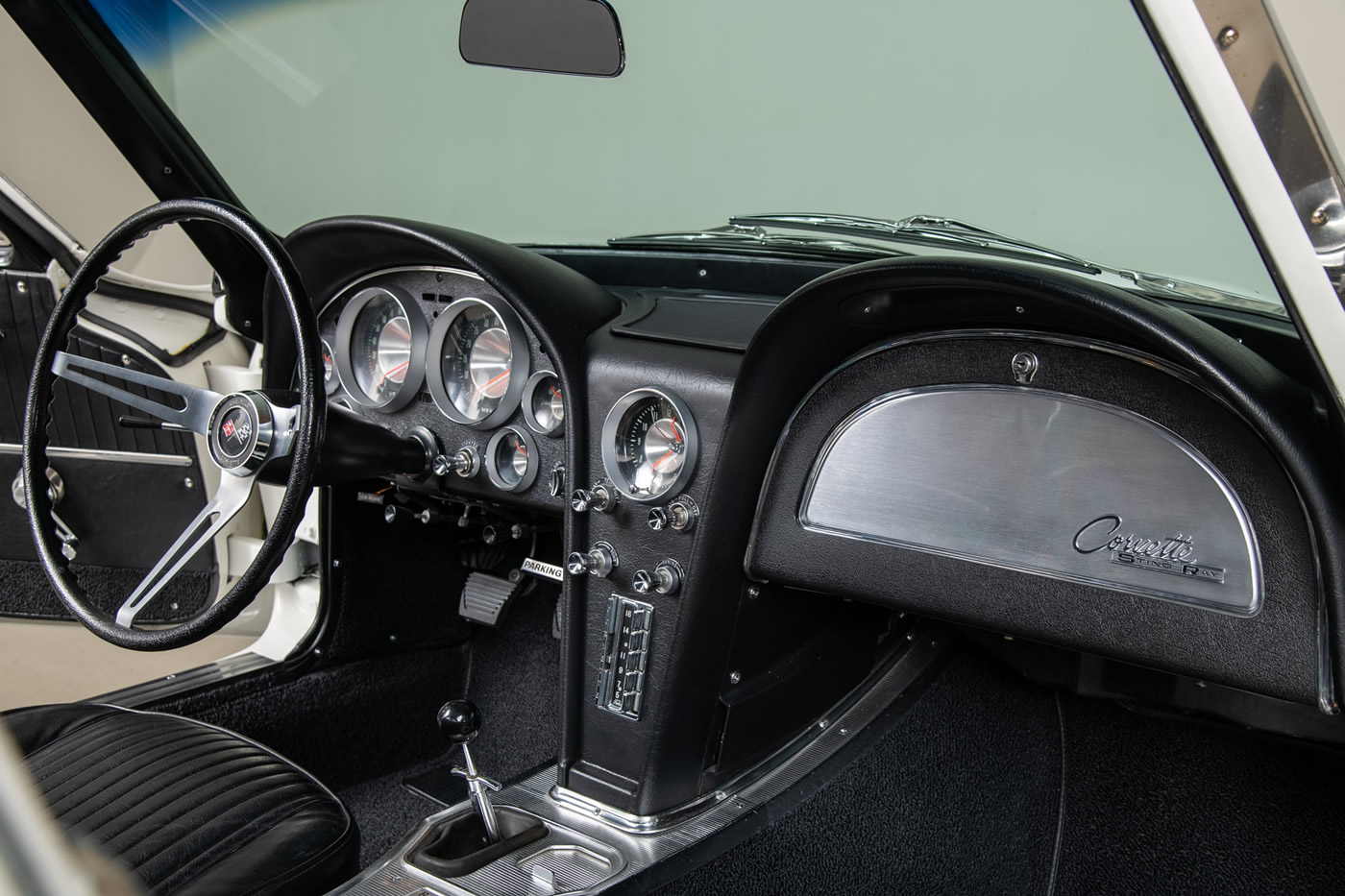 1963 Corvette Coupe in Ermine White