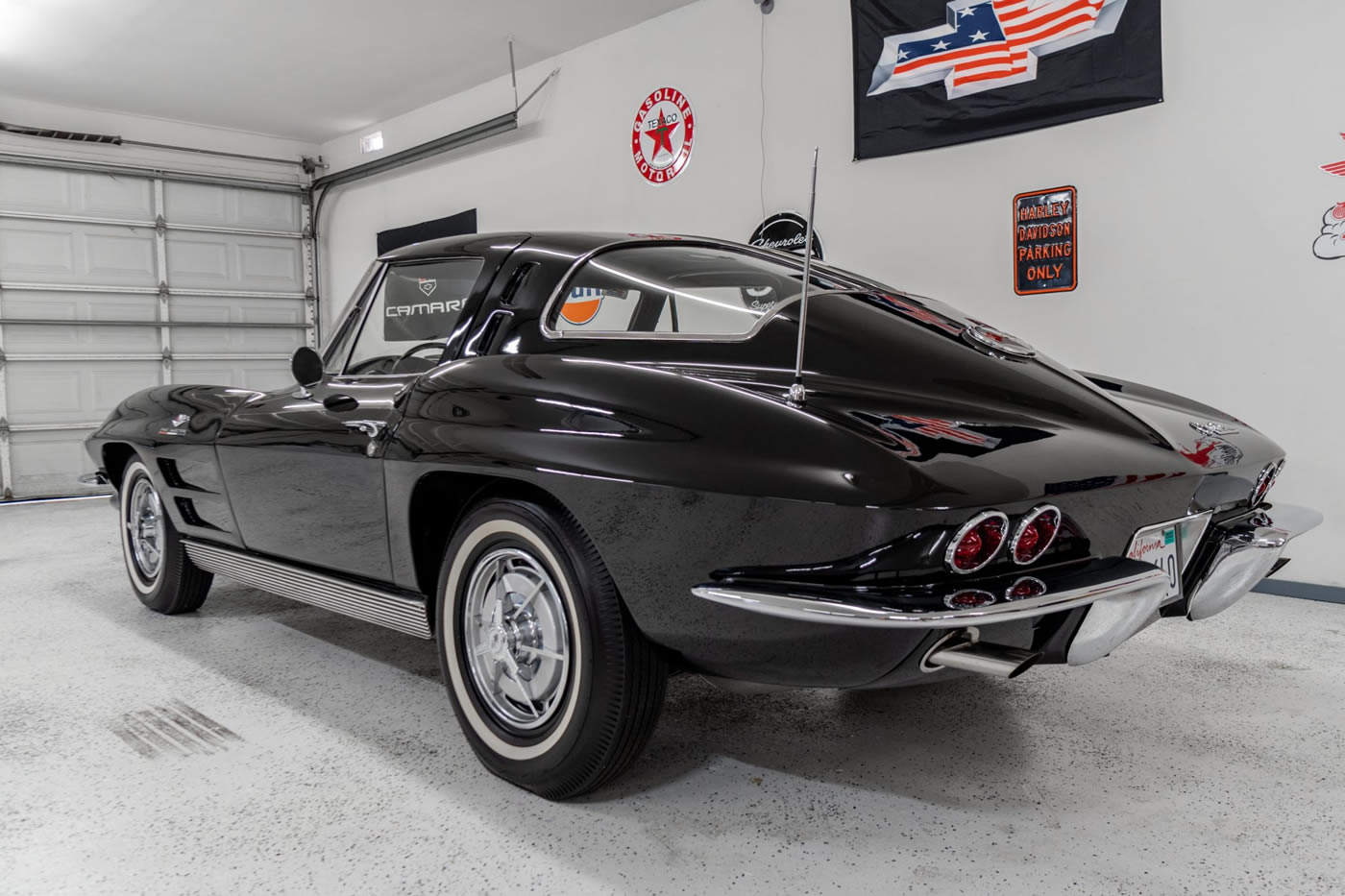 1963 Corvette Split-Window Coupe 327/360 Fuelie 4-Speed in Tuxedo Black