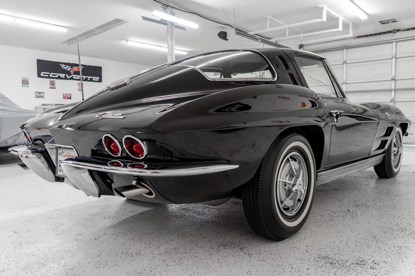 1963 Corvette Split-Window Coupe 327/360 Fuelie 4-Speed in Tuxedo Black