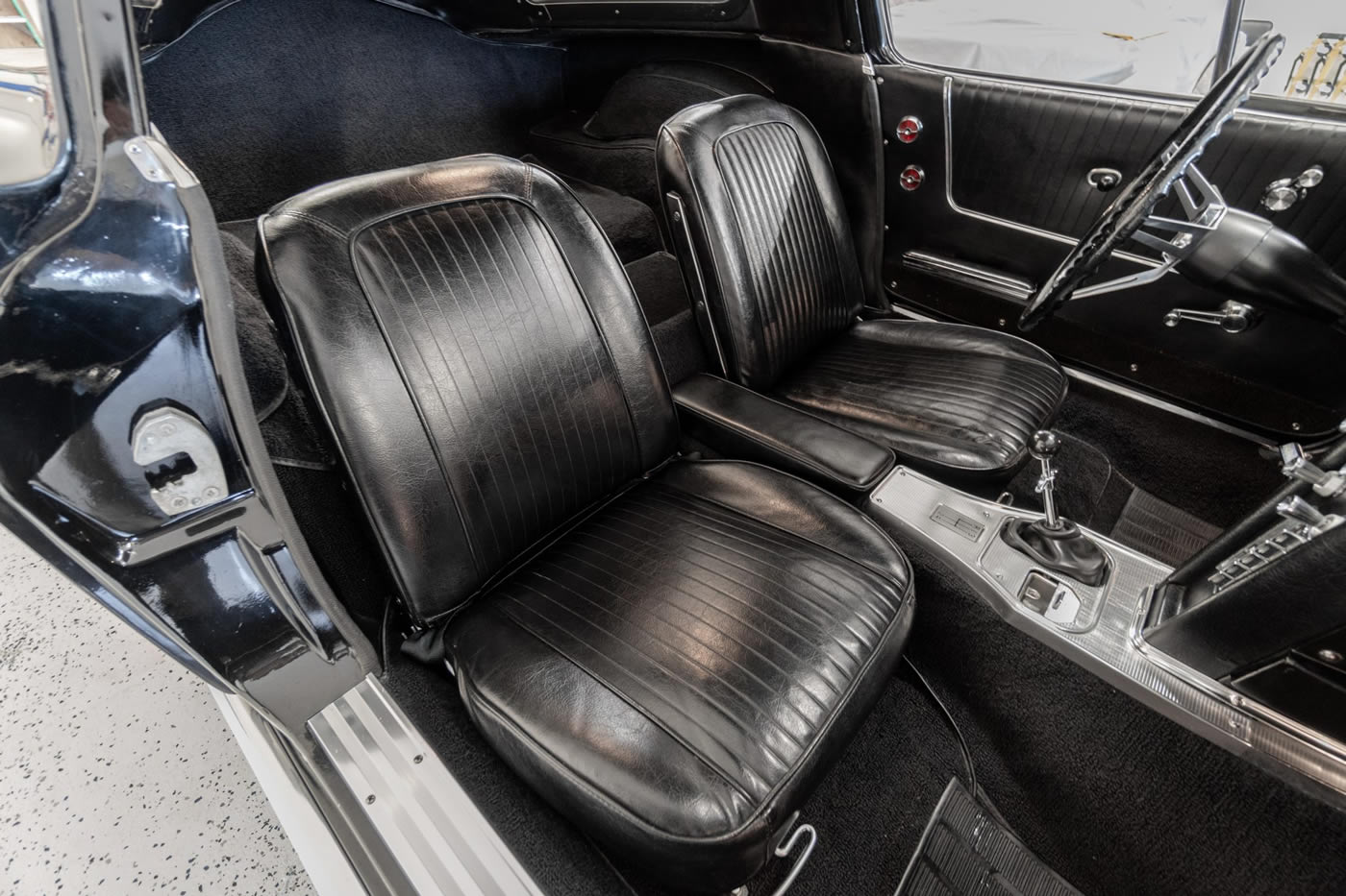 1963 Corvette Split-Window Coupe 327/360 Fuelie 4-Speed in Tuxedo Black