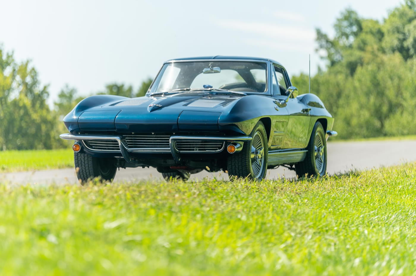 1963 Corvette Split Window Coupe in Datyona Blue