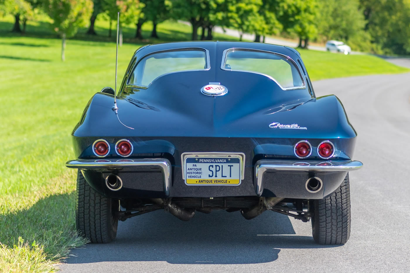 1963 Corvette Split Window Coupe in Datyona Blue