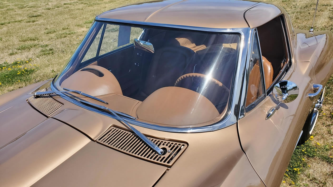 1963 Corvette Split Window Coupe in Saddle Tan