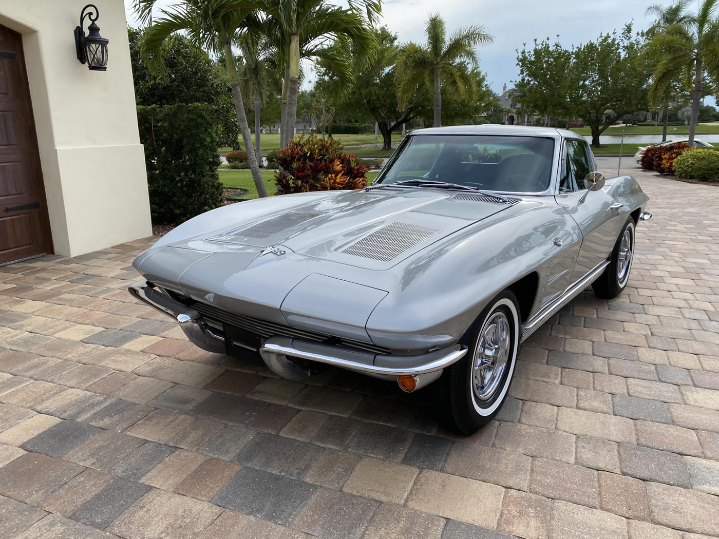 1963 Corvette Split Window Coupe in Sebring Silver