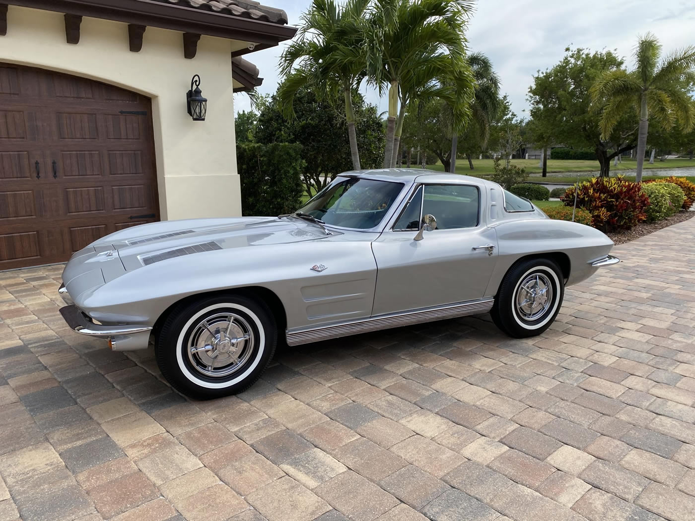 1963 Corvette Split Window Coupe in Sebring Silver