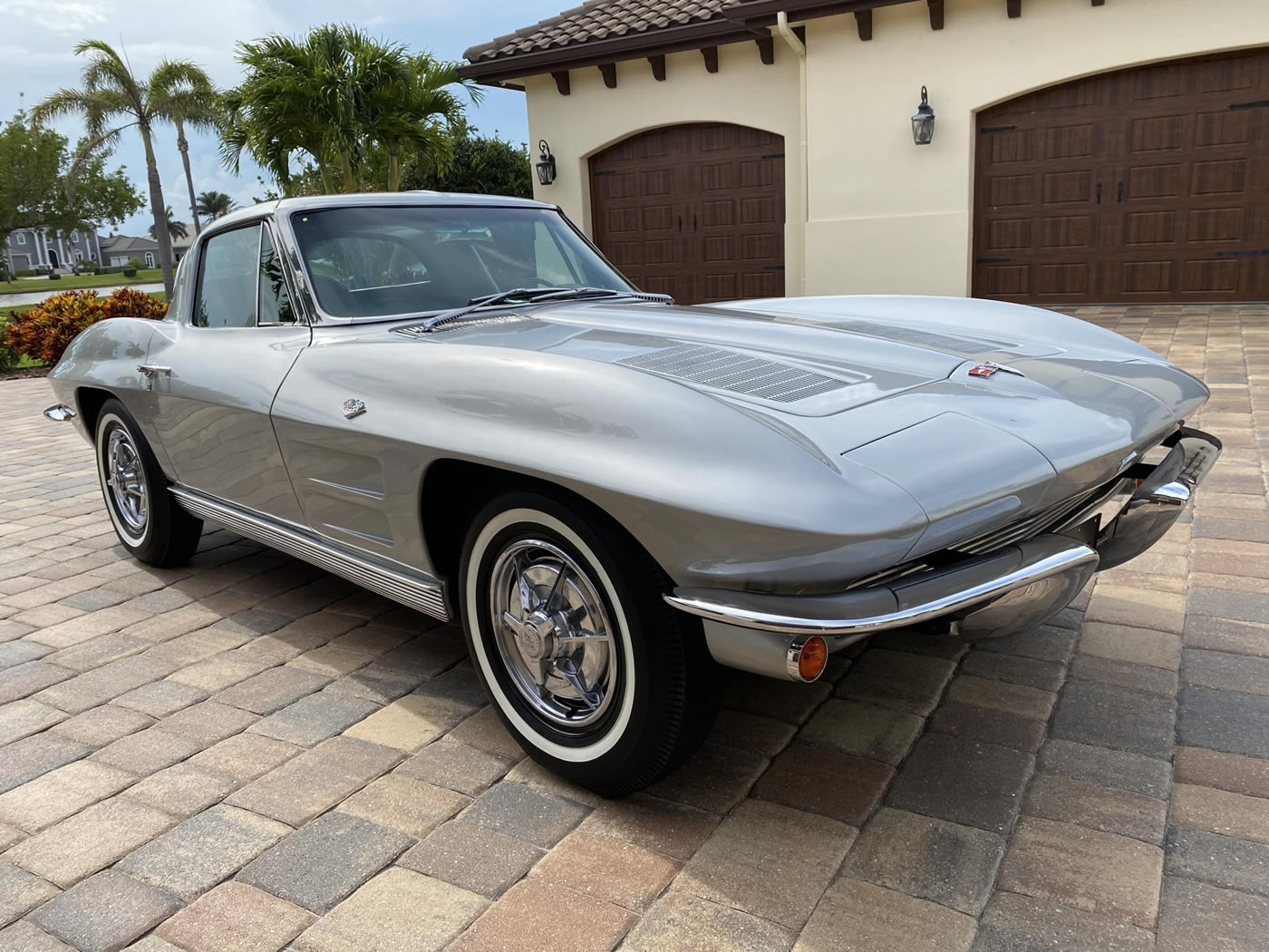 1963 Corvette Split Window Coupe in Sebring Silver