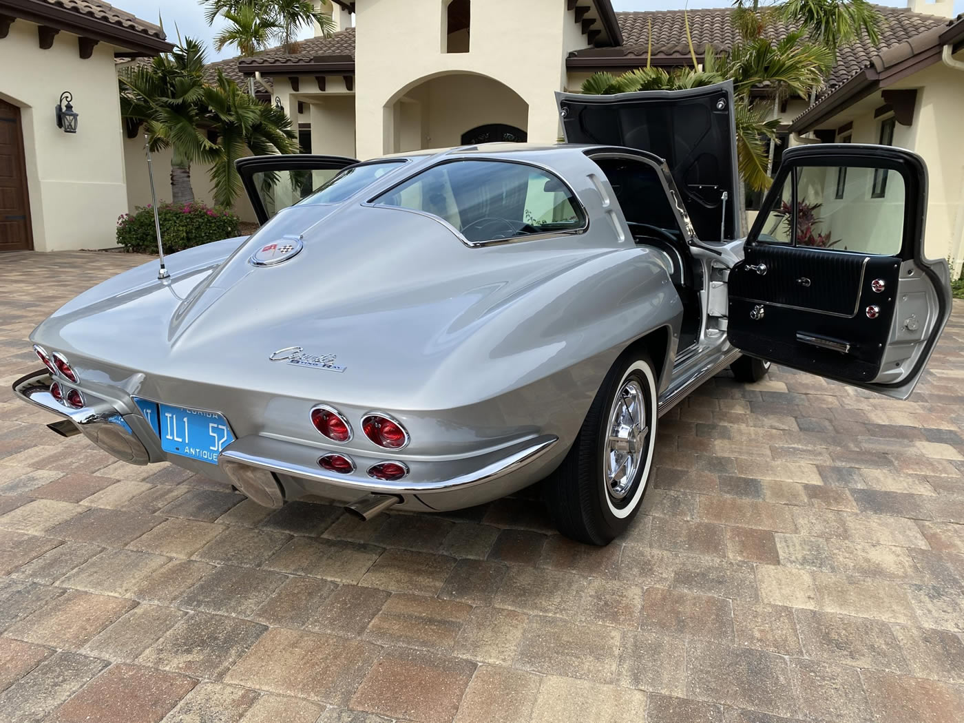 1963 Corvette Split Window Coupe in Sebring Silver