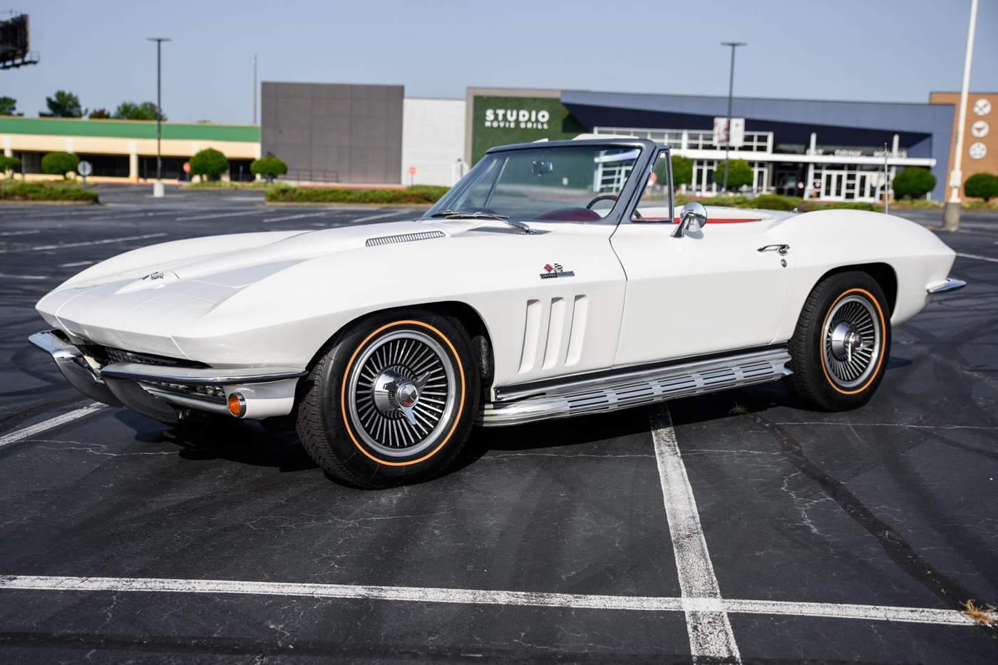 1965 Corvette Convertible 396/425 in Ermine White