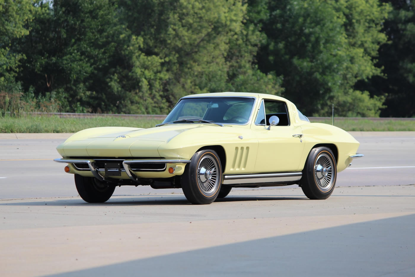 1965 Corvette Coupe L76 327/365 4-Speed in Goldwood Yellow