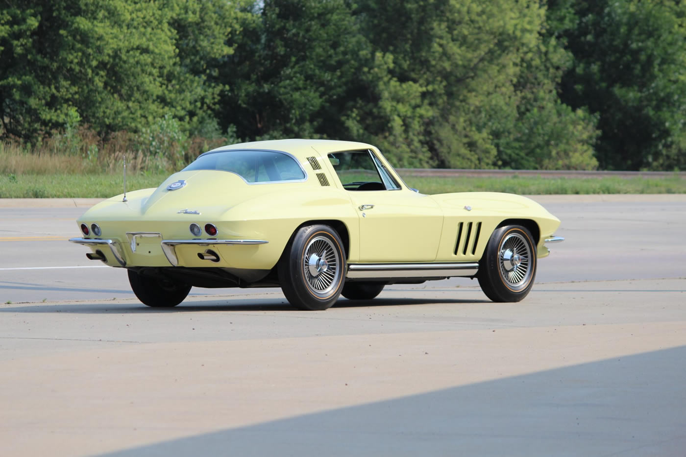 1965 Corvette Coupe L76 327/365 4-Speed in Goldwood Yellow