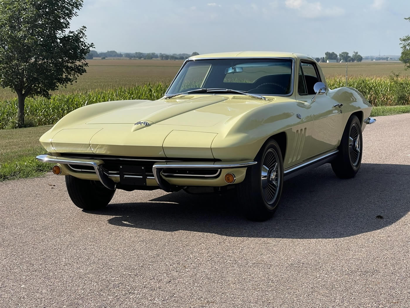 1965 Corvette Coupe L76 327/365 4-Speed in Goldwood Yellow