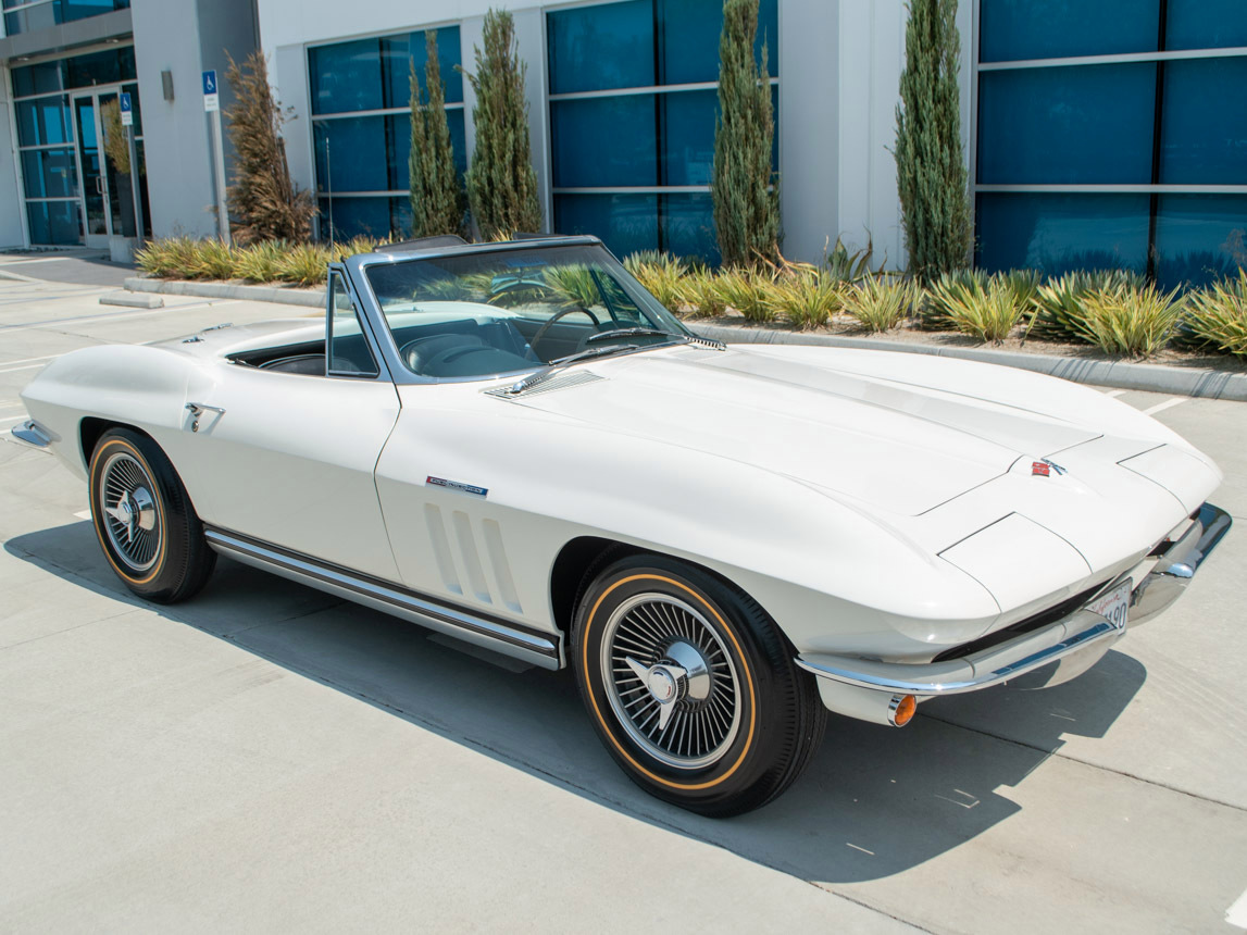 1965 Corvette L84 327/375 Fuelie Convertible 4-Speed in Ermine White