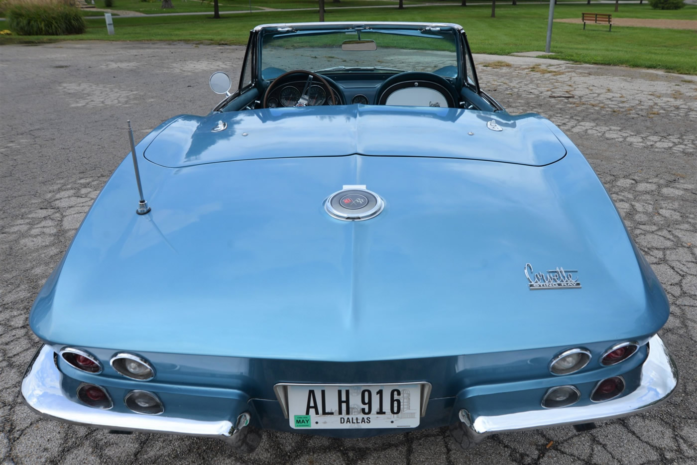 1966 Corvette Convertible - 327ci 300 hp in Nassau Blue