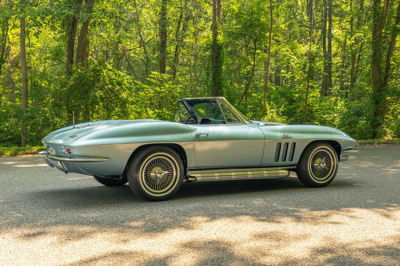 1966 Corvette Convertible 427/390 4-Speed in Trophy Blue