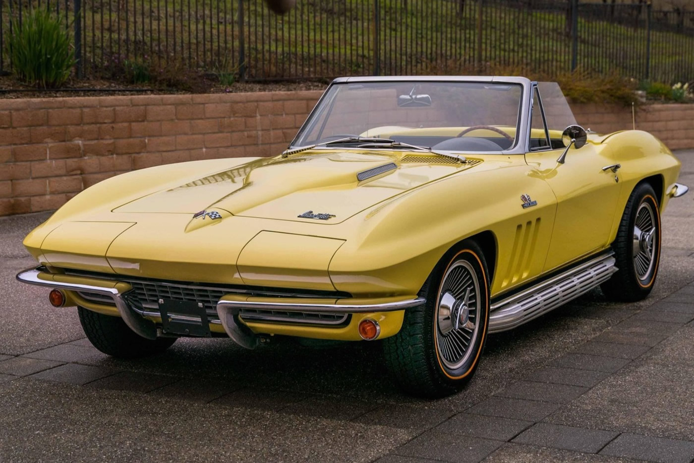 1966 Corvette Convertible L72 in Sunfire Yellow