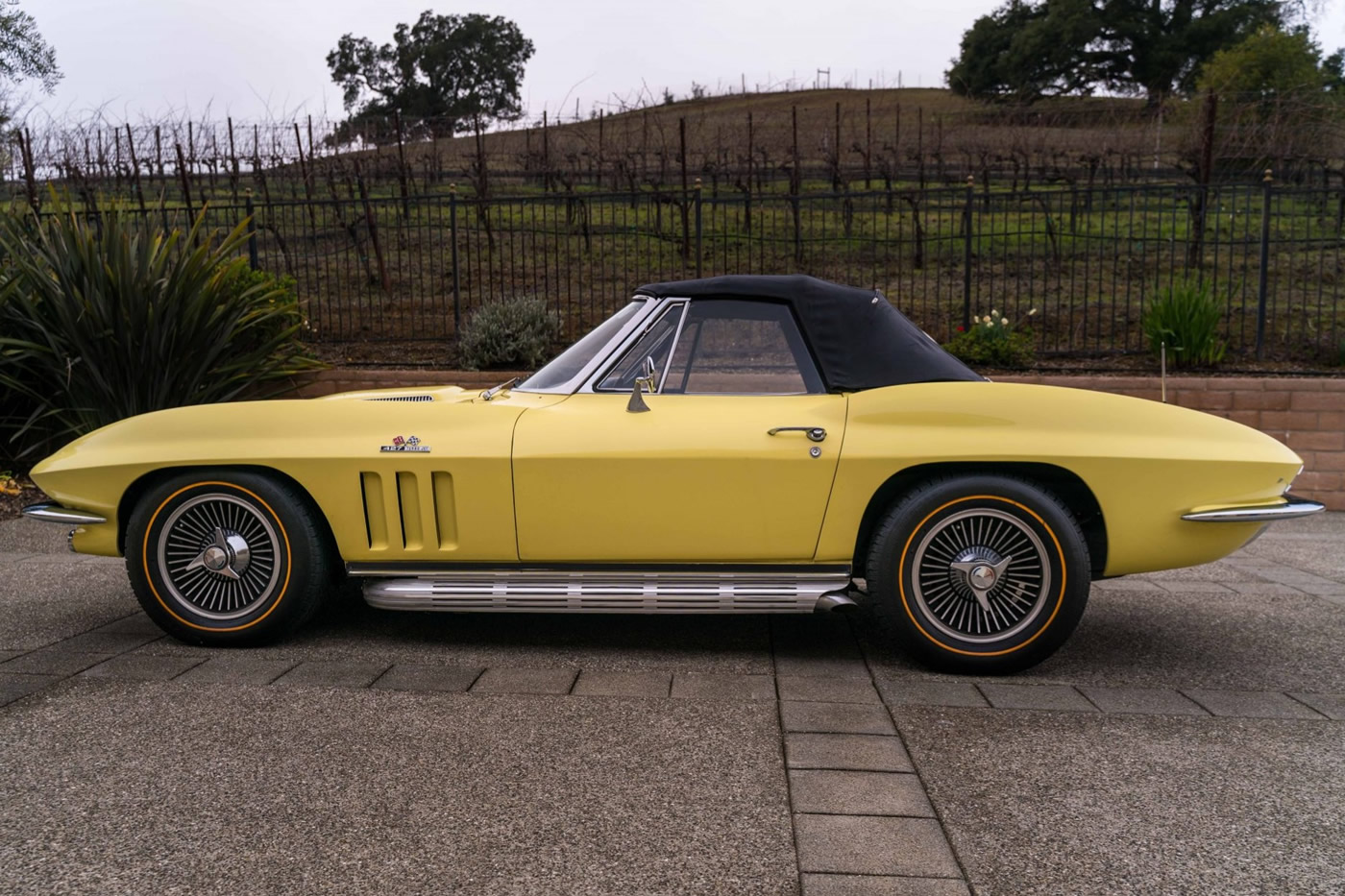 1966 Corvette Convertible L72 in Sunfire Yellow