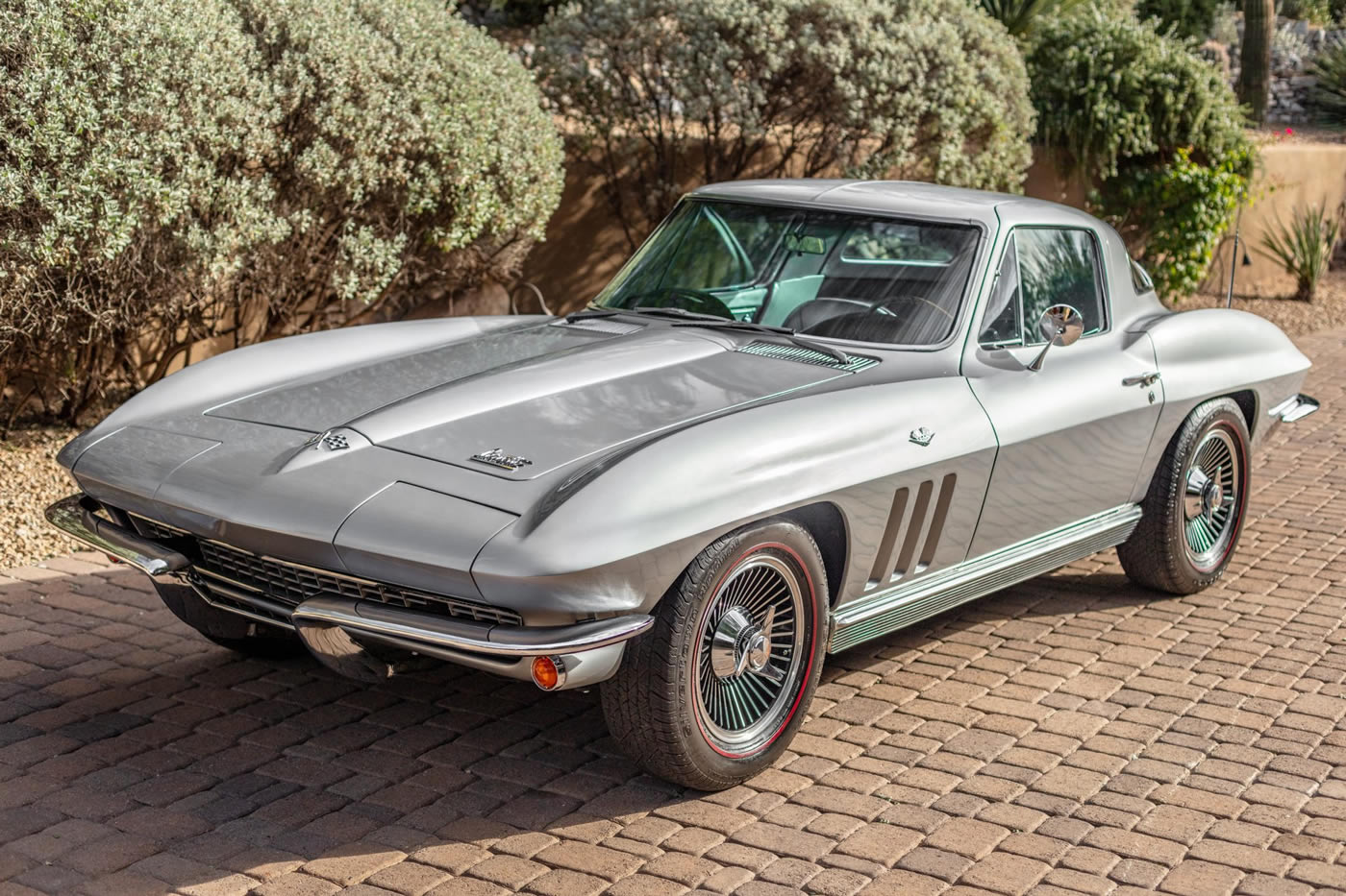 1966 Corvette Coupe in Silver Pearl