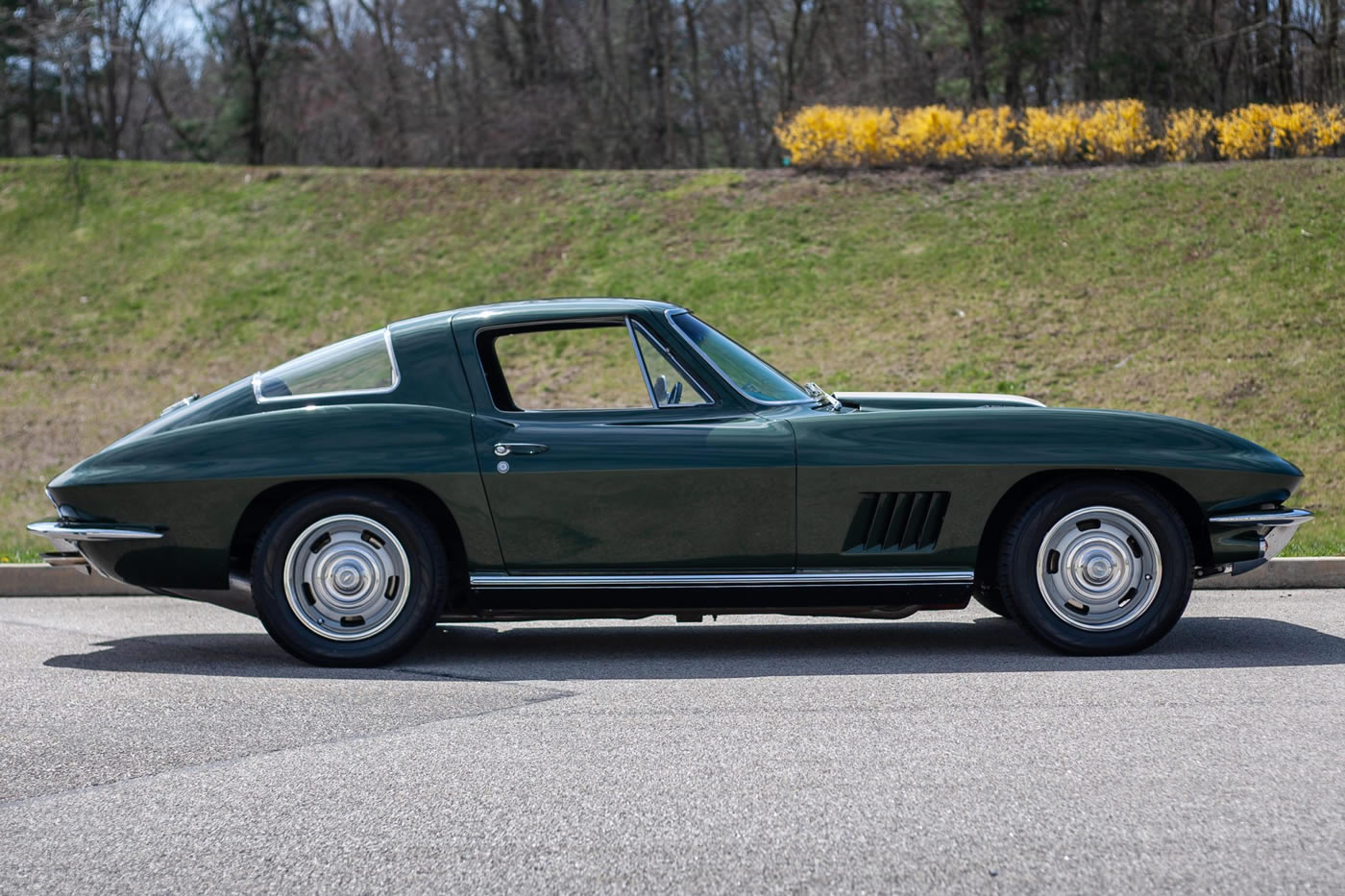 1967 Corvette Coupe in Goodwood Green