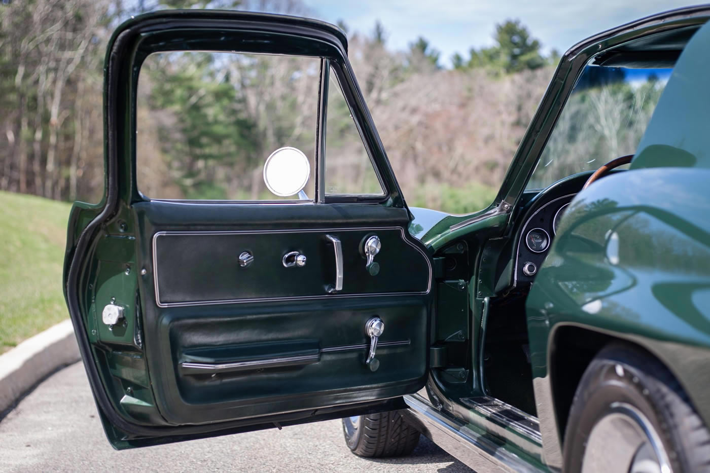1967 Corvette Coupe in Goodwood Green