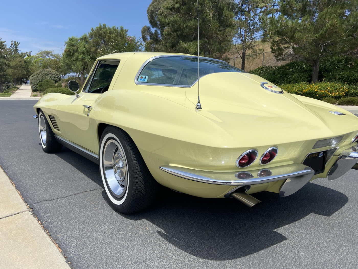 1967 Corvette Coupe L75 327/300 4-Speed in Sunfire Yellow