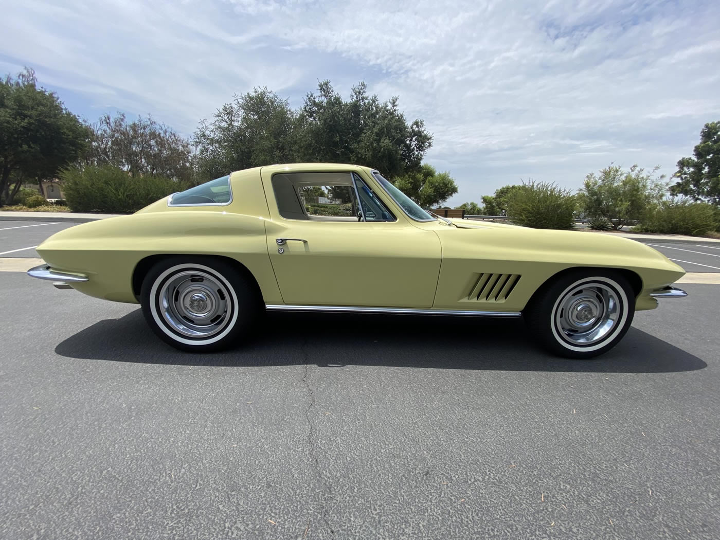 1967 Corvette Coupe L75 327/300 4-Speed in Sunfire Yellow