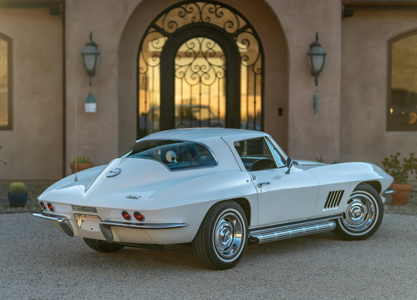 1967 Corvette in Ermine White