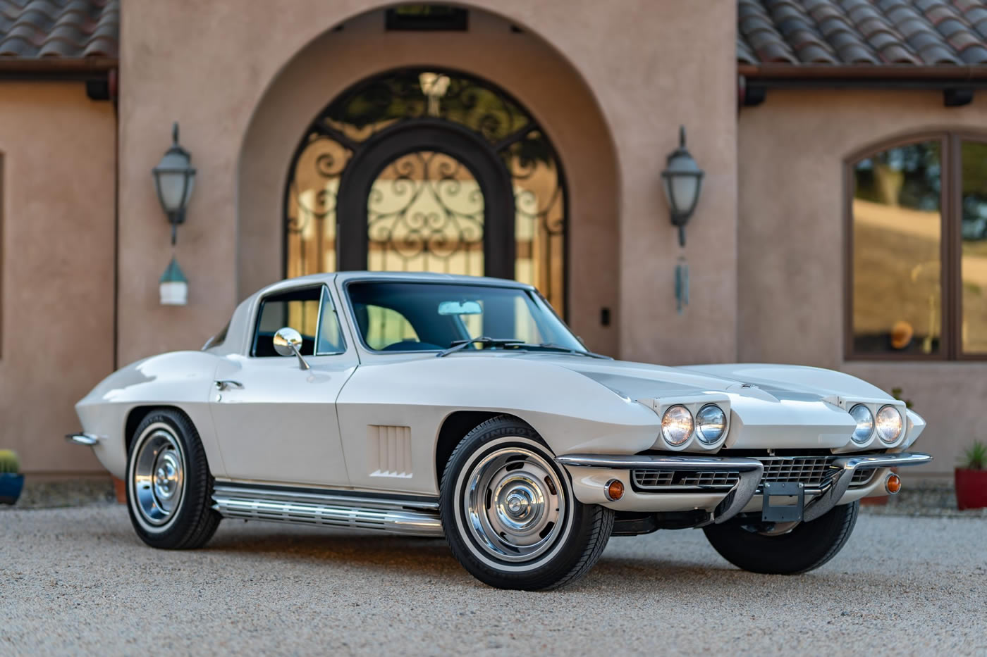 1967 Corvette in Ermine White