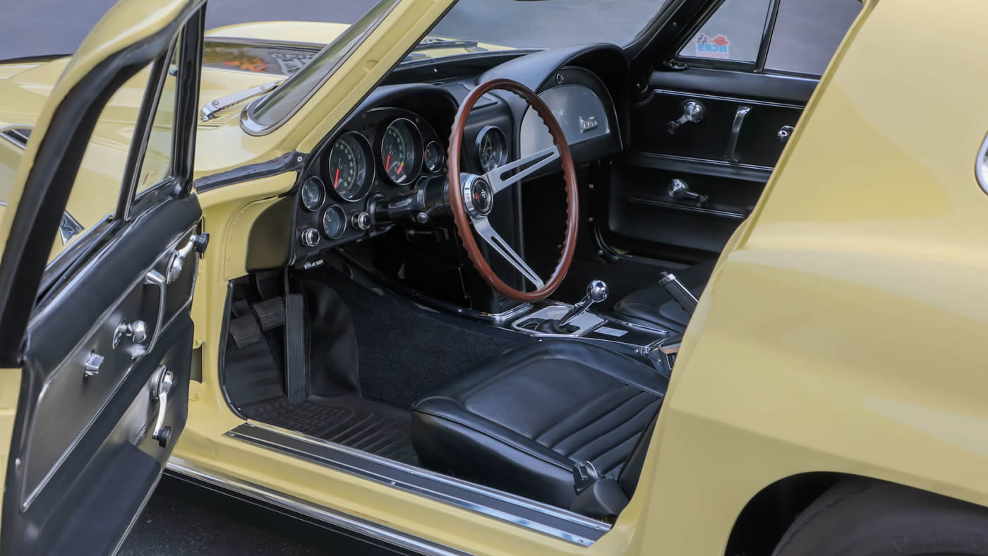 1967 L88 Corvette Coupe in Sunfire Yellow