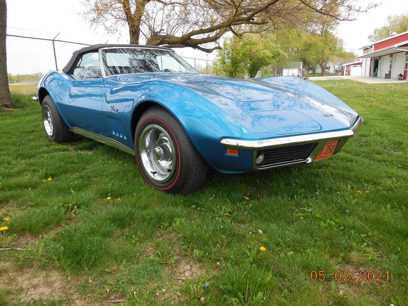 1969 Corvette Convertible in LeMans Blue