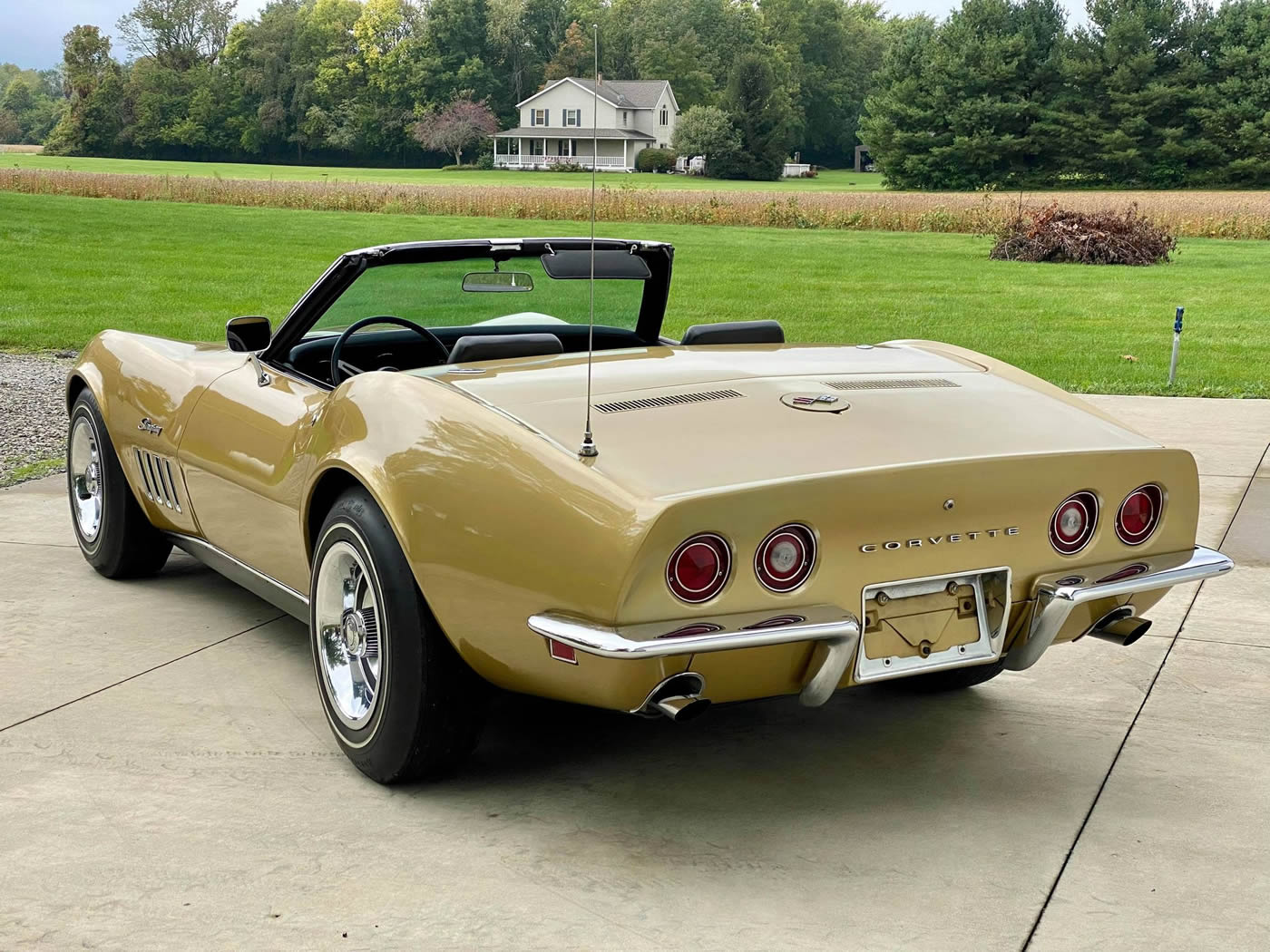 1969 Corvette Convertible in Riverside Gold