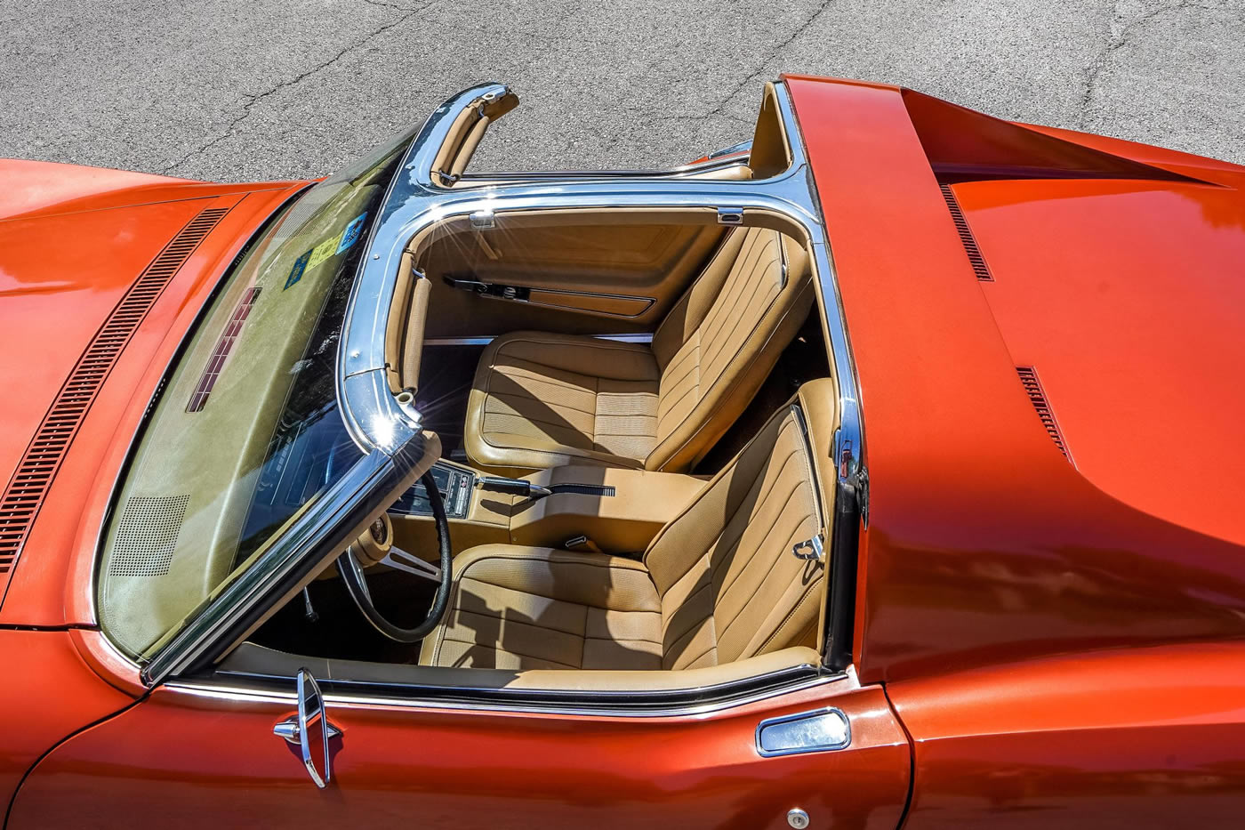 1970 Corvette Coupe in Corvette Bronze