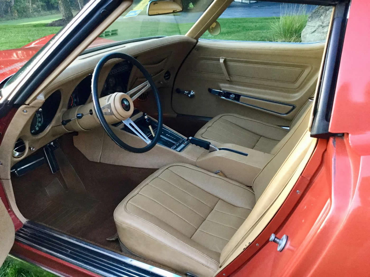 1970 Corvette Coupe in Corvette Bronze