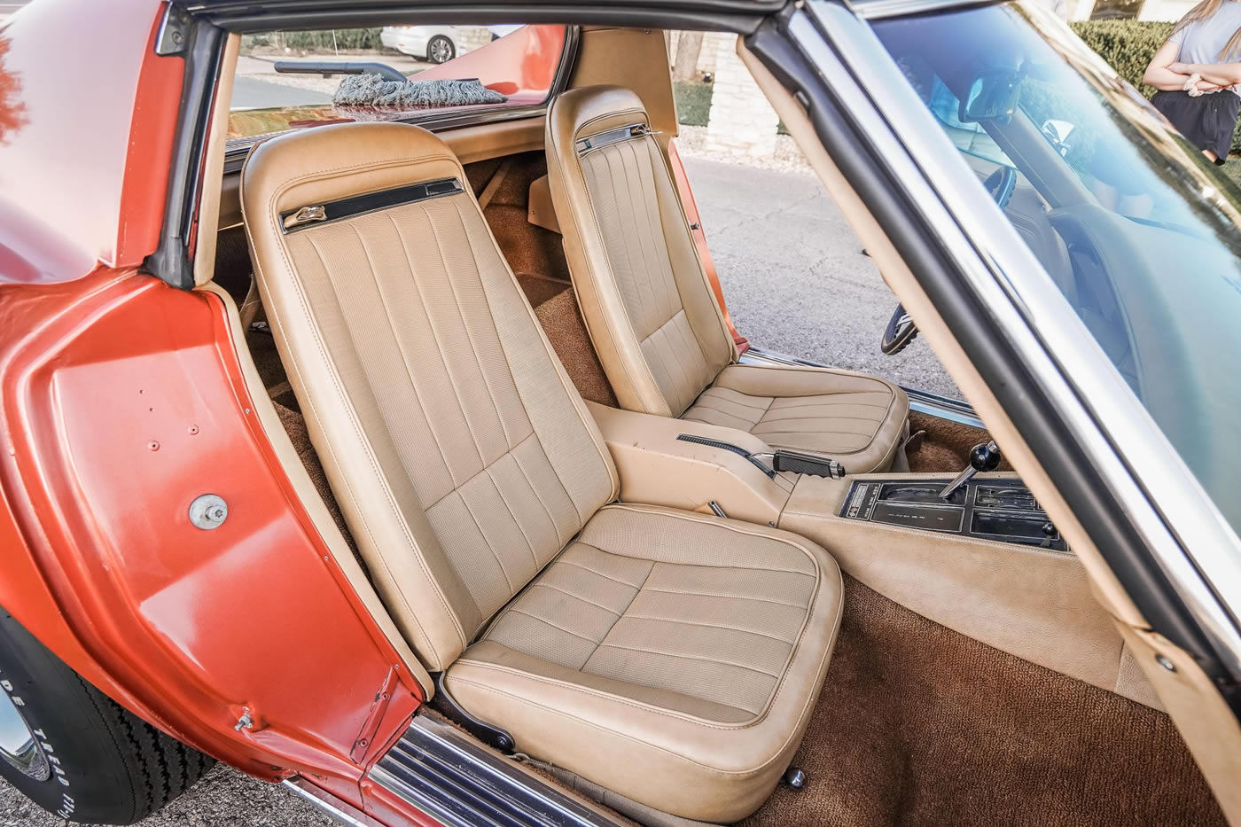1970 Corvette Coupe in Corvette Bronze