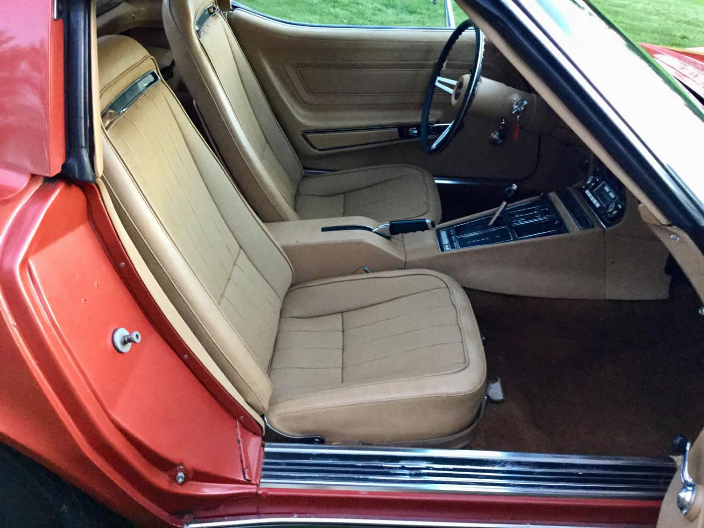 1970 Corvette Coupe in Corvette Bronze