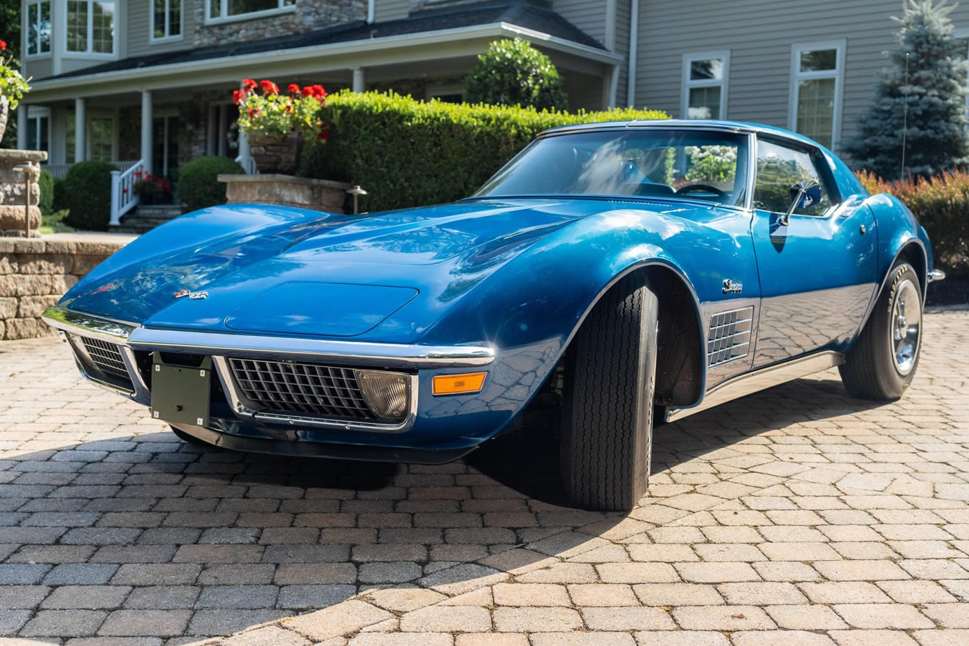 1971 Corvette Coupe in Bridgehampton Blue