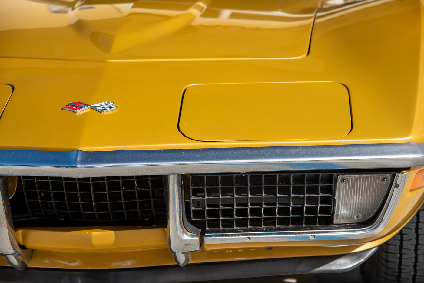 1971 Corvette Coupe in War Bonnet Yellow