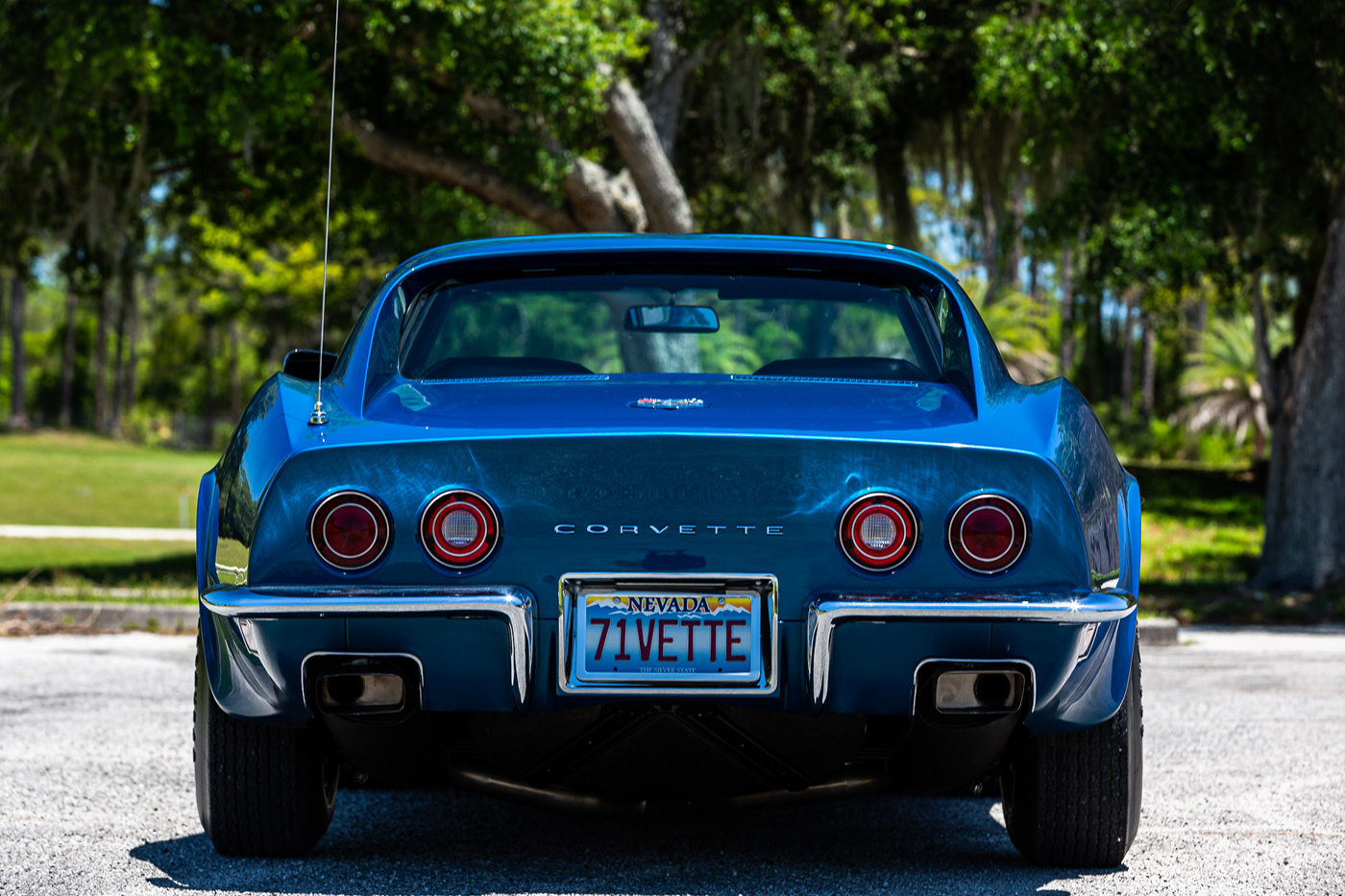 1971 Corvette Coupe LS6 in Bridgehampton Blue