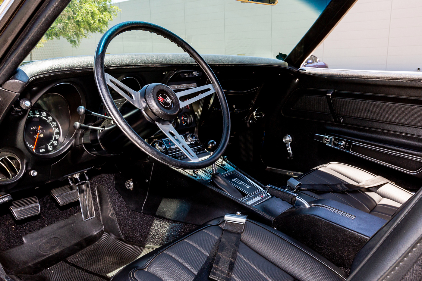 1971 Corvette Coupe LS6 in Bridgehampton Blue