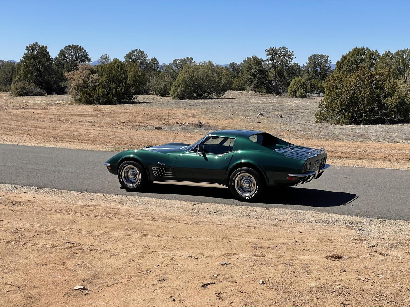 1971 Corvette LT-1 in Brands Hatch Green