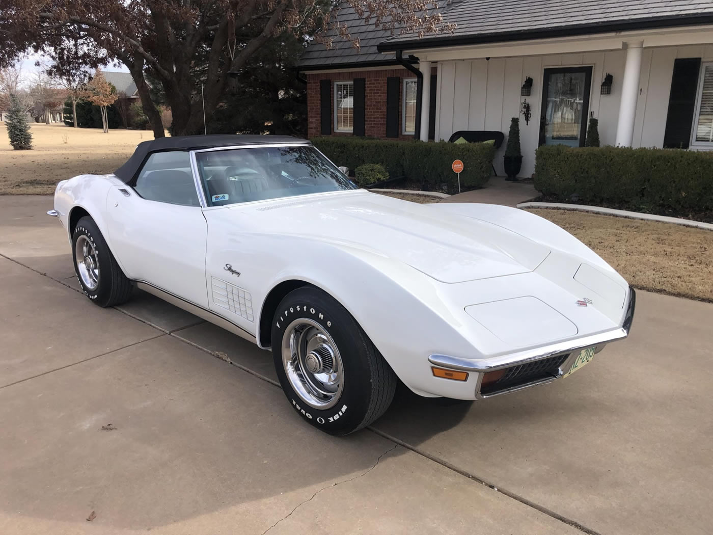 1972 Corvette Convertible in Classic White