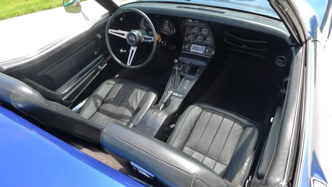 1972 Corvette Convertible in Targa Blue