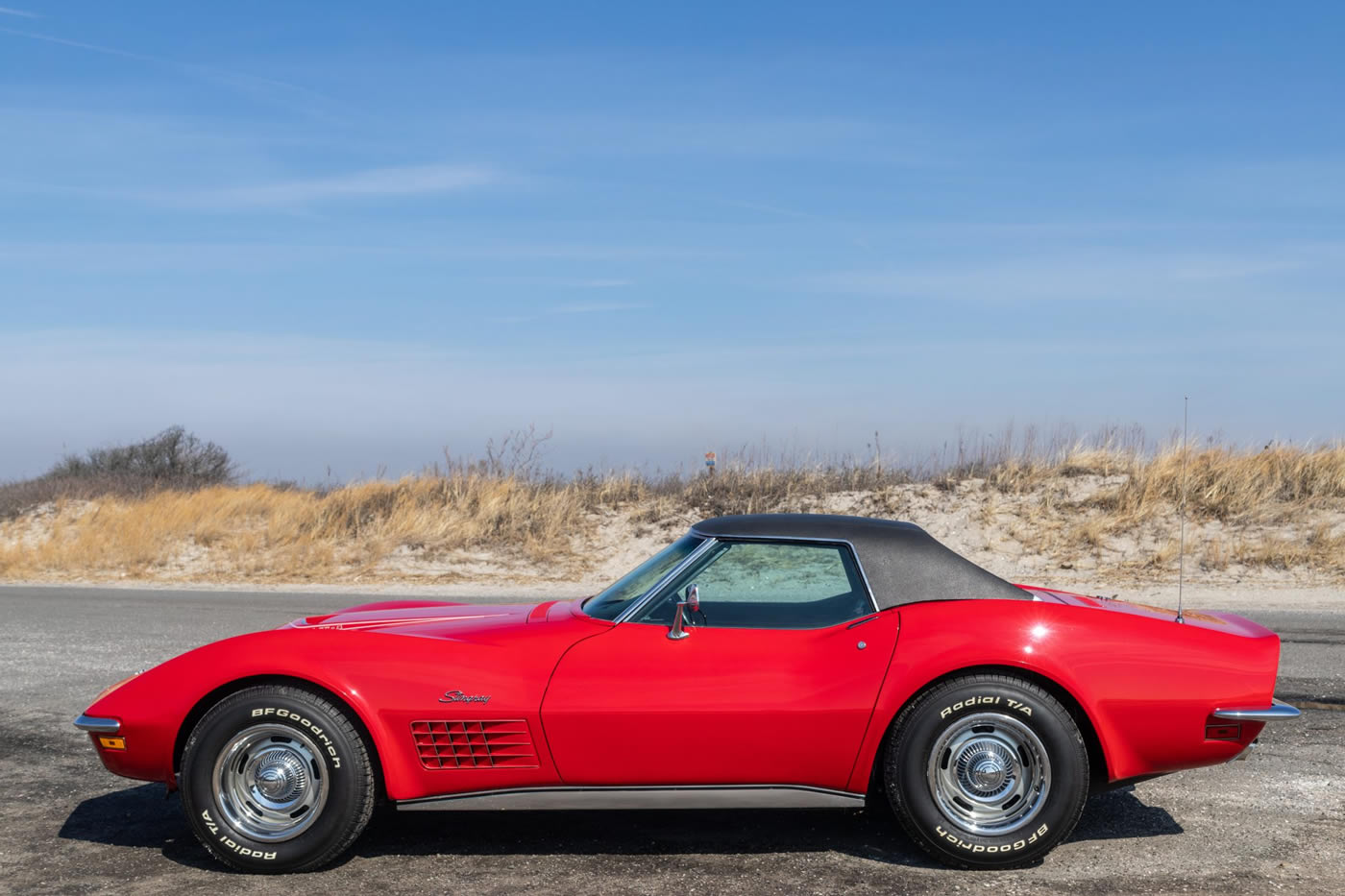1972 Corvette Convertible LT-1 4-Speed in Mille Miglia Red