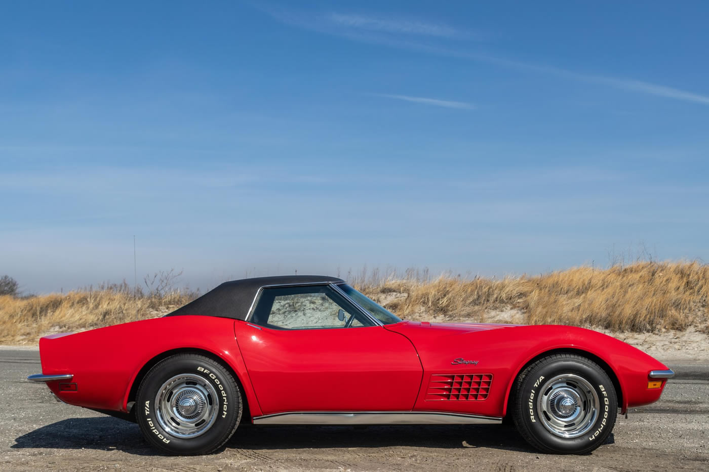 1972 Corvette Convertible LT-1 4-Speed in Mille Miglia Red