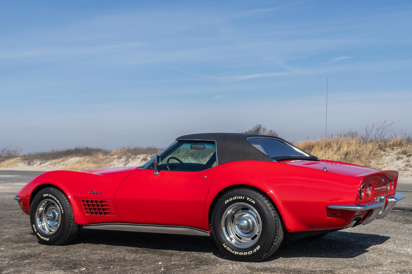1972 Corvette Convertible LT-1 4-Speed in Mille Miglia Red