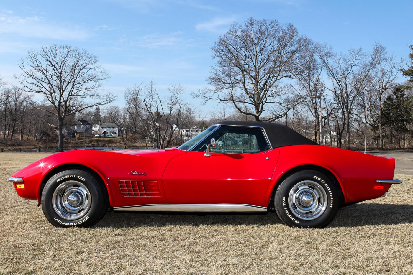 1972 Corvette Convertible LT-1 4-Speed in Mille Miglia Red