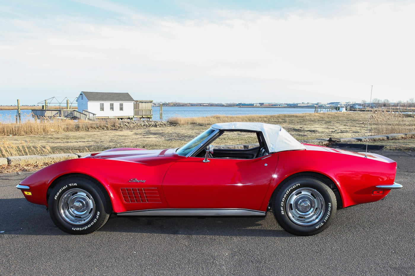 1972 Corvette Convertible LT-1 4-Speed in Mille Miglia Red
