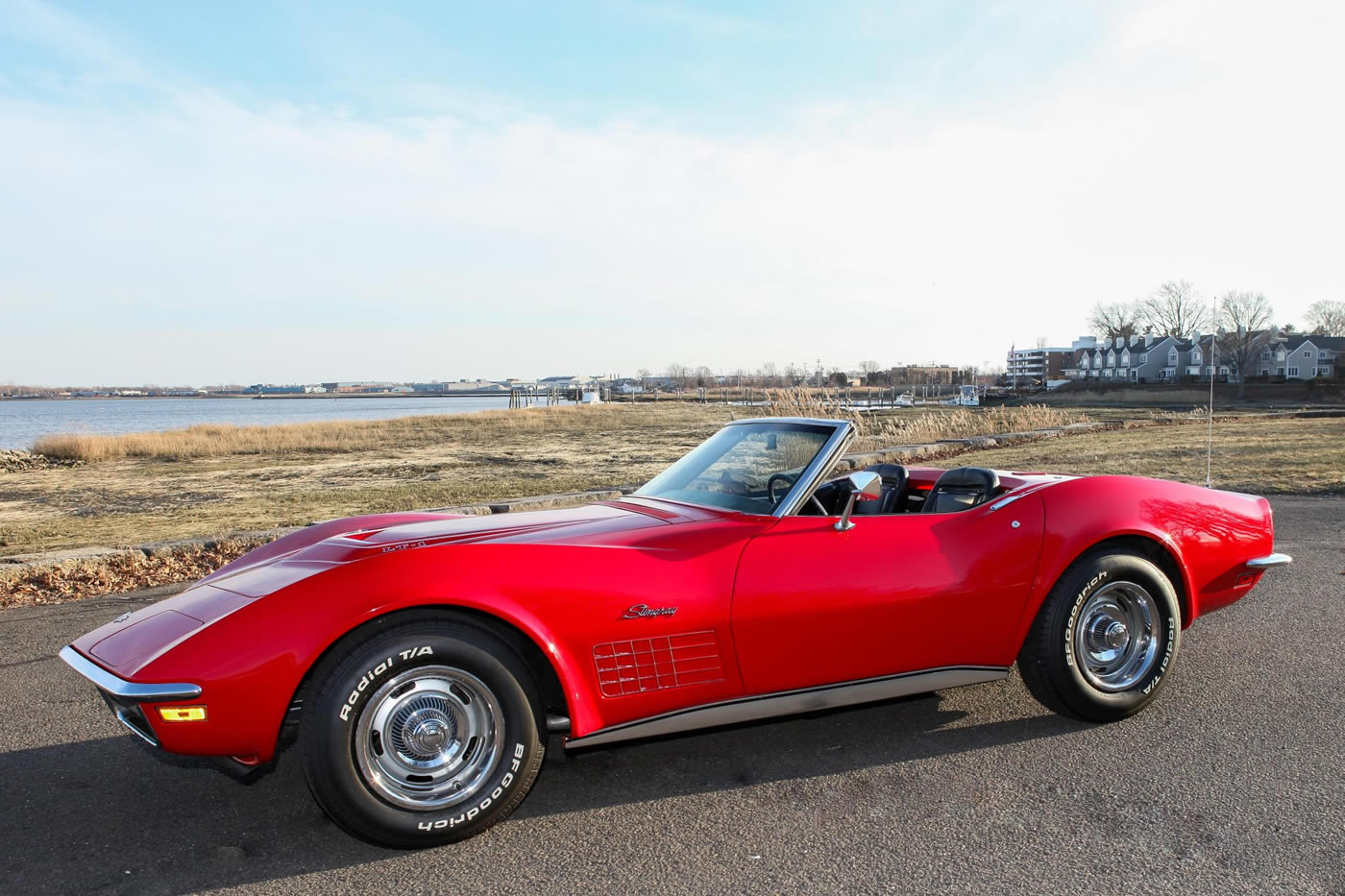 1972 Corvette Convertible LT-1 4-Speed in Mille Miglia Red