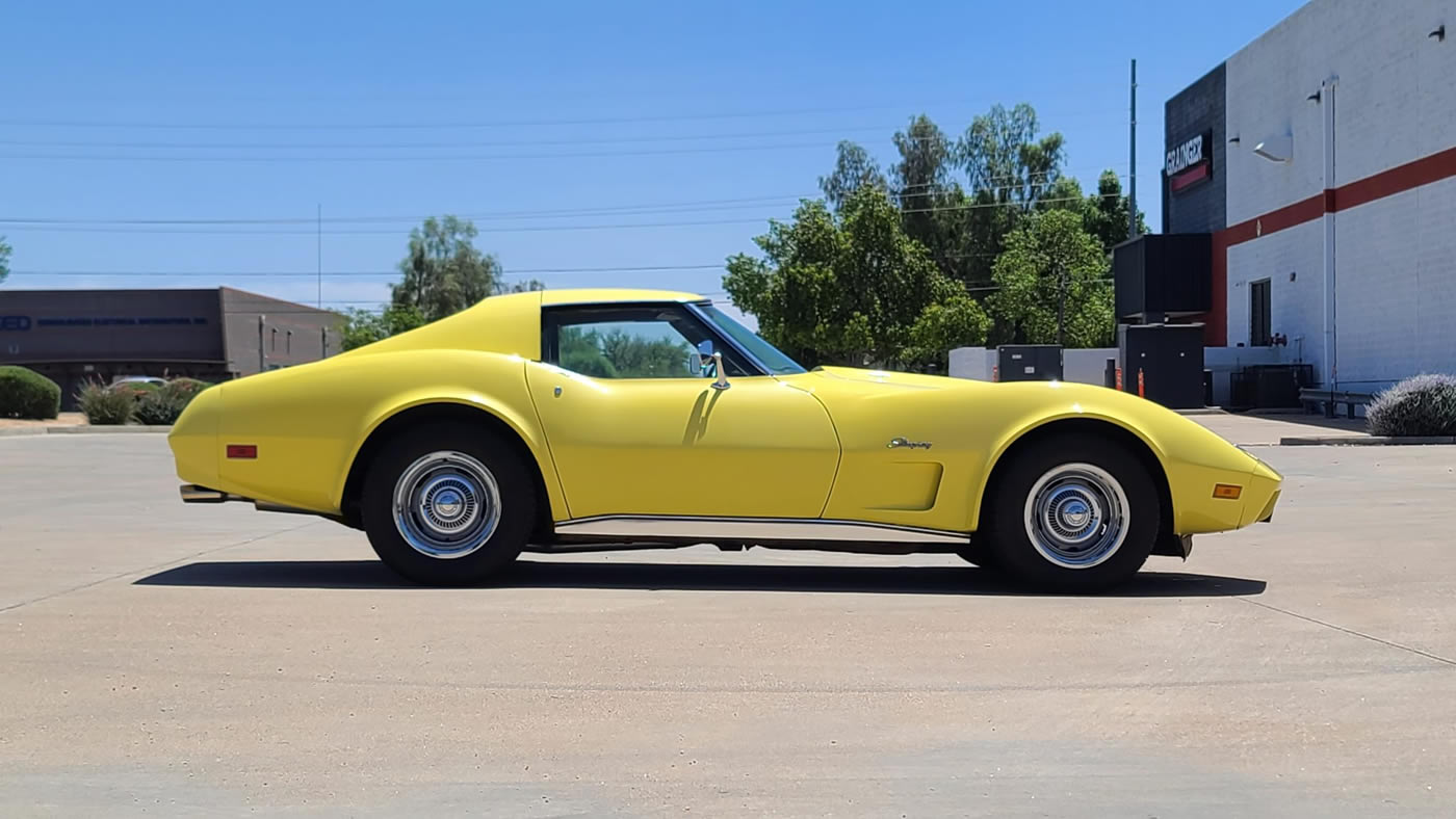 1974 Corvette Coupe 454 in Bright Yellow